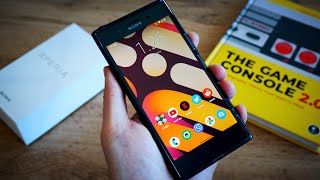 Sony XPERIA XZ Premium running LineageOS 191  Android 12 [upl. by Aryc]