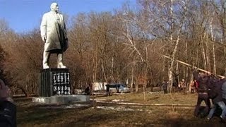 Ukraine Protesters Topple Lenin Statues [upl. by Ahsinyar977]