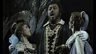 Luciano Pavarotti  Questa o quella  Live 1981 [upl. by Lemert]