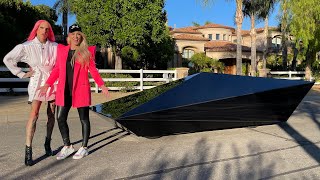 SURPRISING JEFFREE STAR WITH A UFO CAR [upl. by Clemmy]